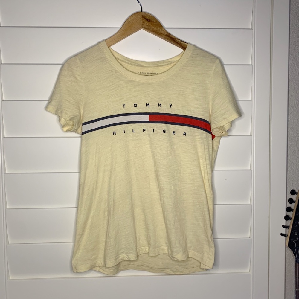 Yellow Tommy Hilfiger t-shirt